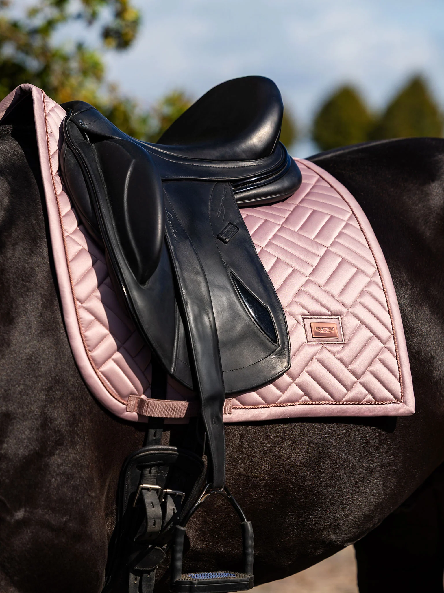 Equestrian Stockholm Modern Underlag - Midsommer Blush - DR17"