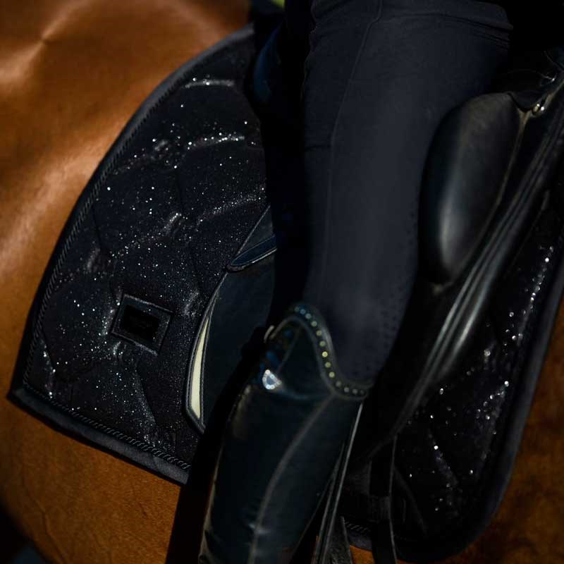 Equestrian Stockholm Underlag - All Black Glimmer - DR17"