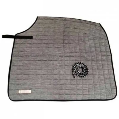 Lændedækken også kaldet skridttæppe Lændedækken / skridttæppe